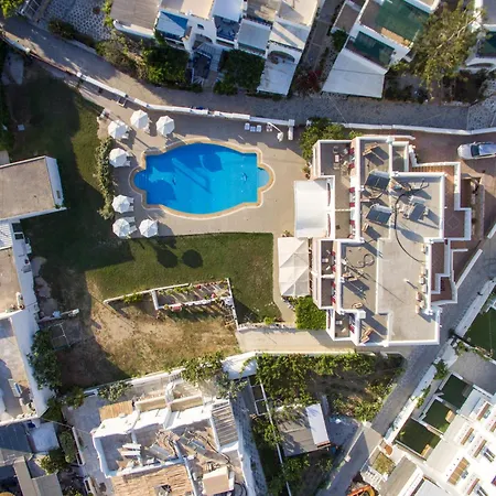 アパートホテル Ariadne