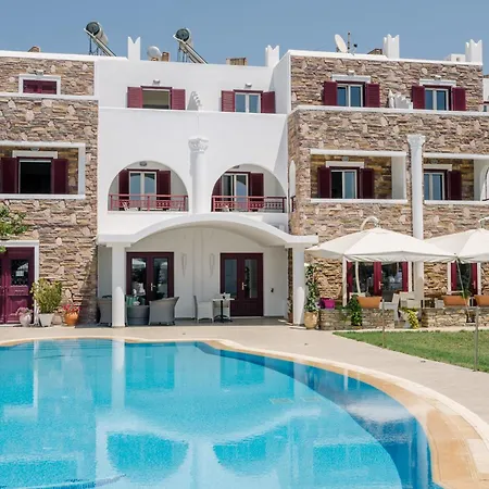 アパートホテル Ariadne 3*