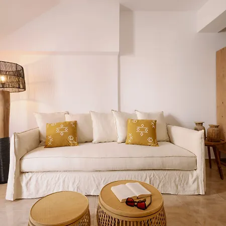 アパートホテル Ariadne