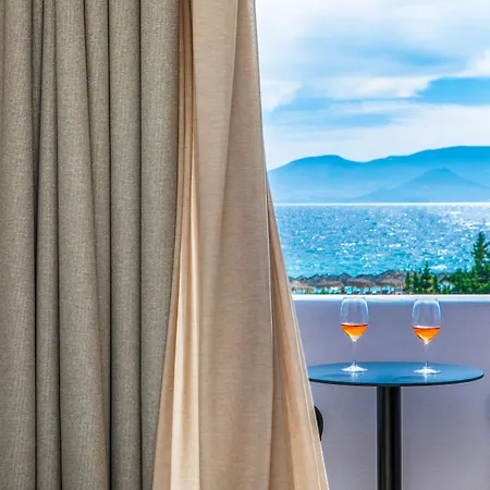 Ariadne アパートホテル 3*