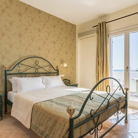 Ariadne Hotel apartamentowy 3*