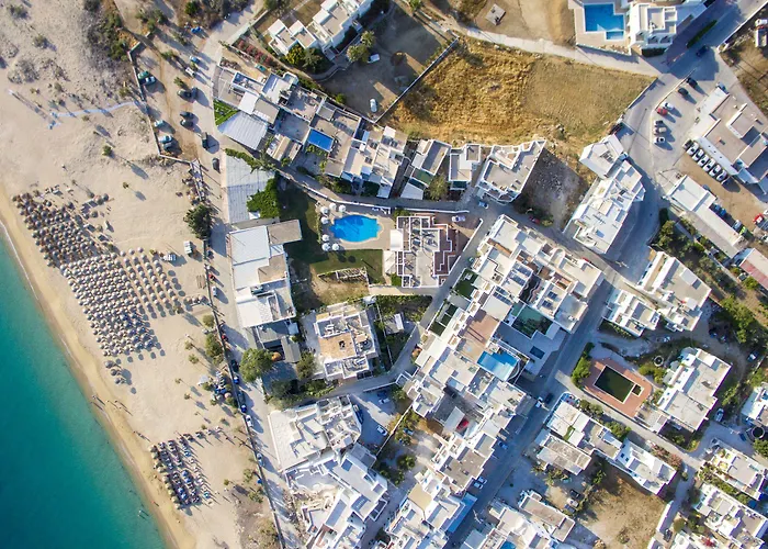 Ariadne מלון דירות 3*